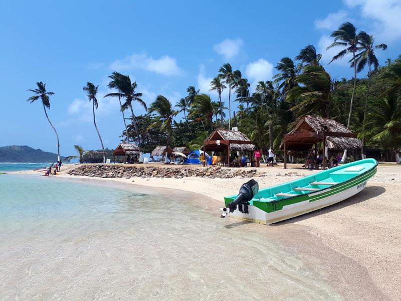 isla mamay beach