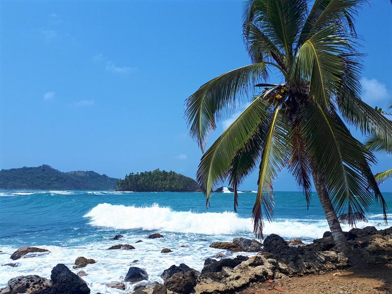 isla mamay waves