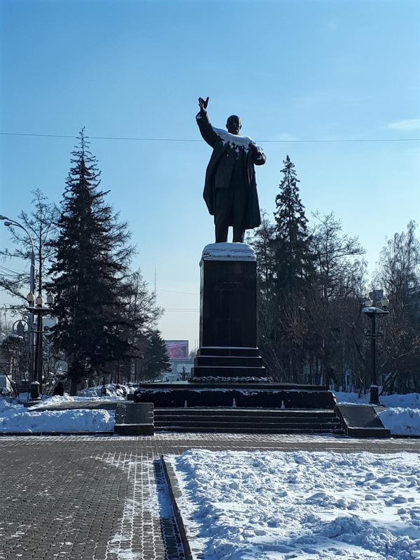 lenin statue irkutsk