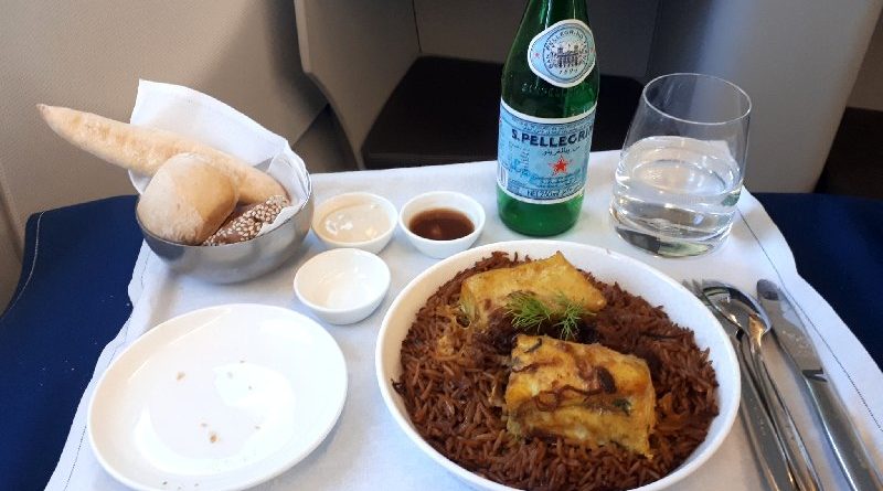 arabic main dinner fish saudia review a320 business class meal