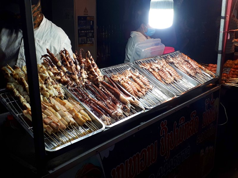 Ban Anou night market vientiane