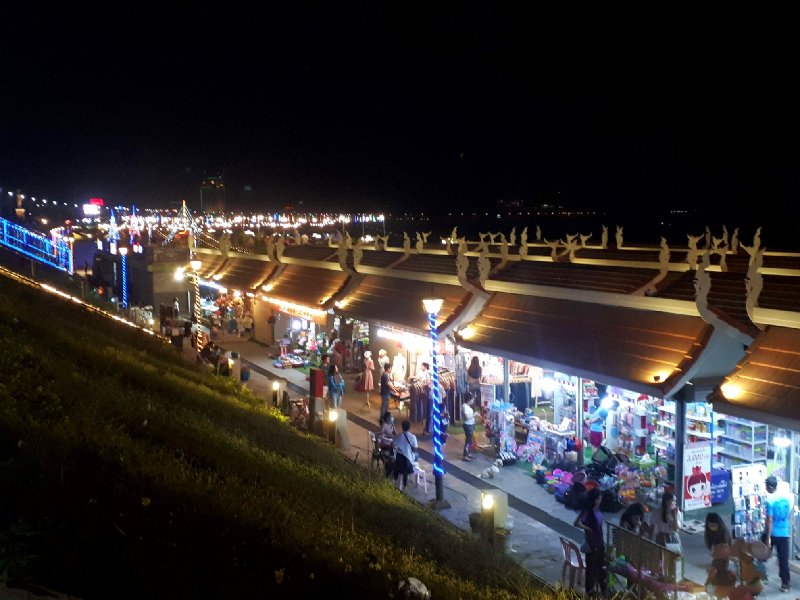 vientiane night market