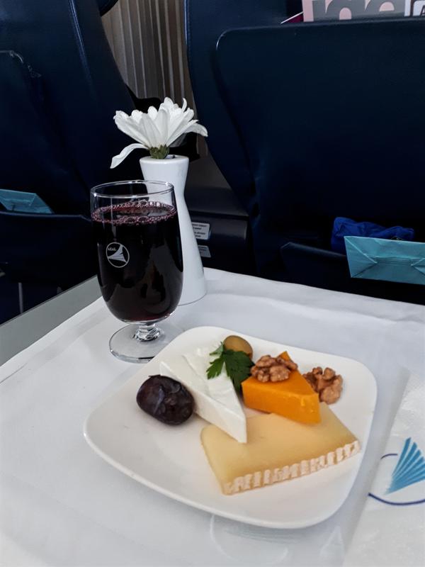 cheese course azerbaijan airlines