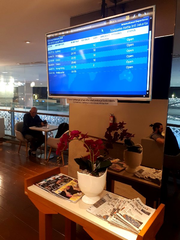 jakarta airport flight display monitor