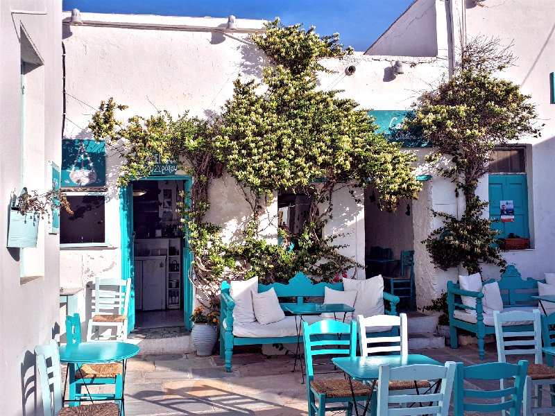 hora serifos cafe tavern square