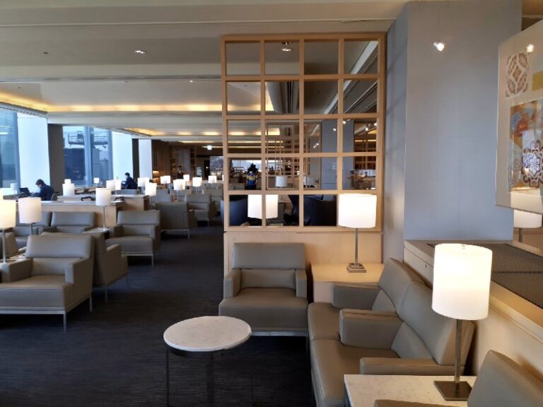 Review: United Club Tokyo Narita Airport - Paliparan