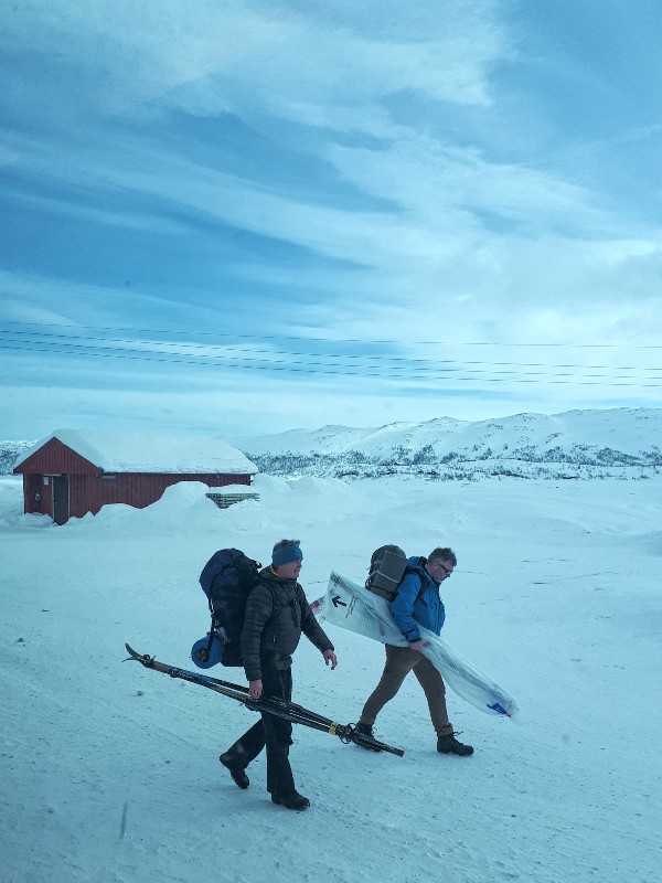 cross country skiers skiing plateau norway