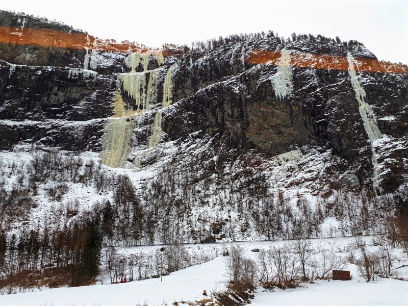 waterfalls bergen oslo railway bergensbanen icicles waterfall