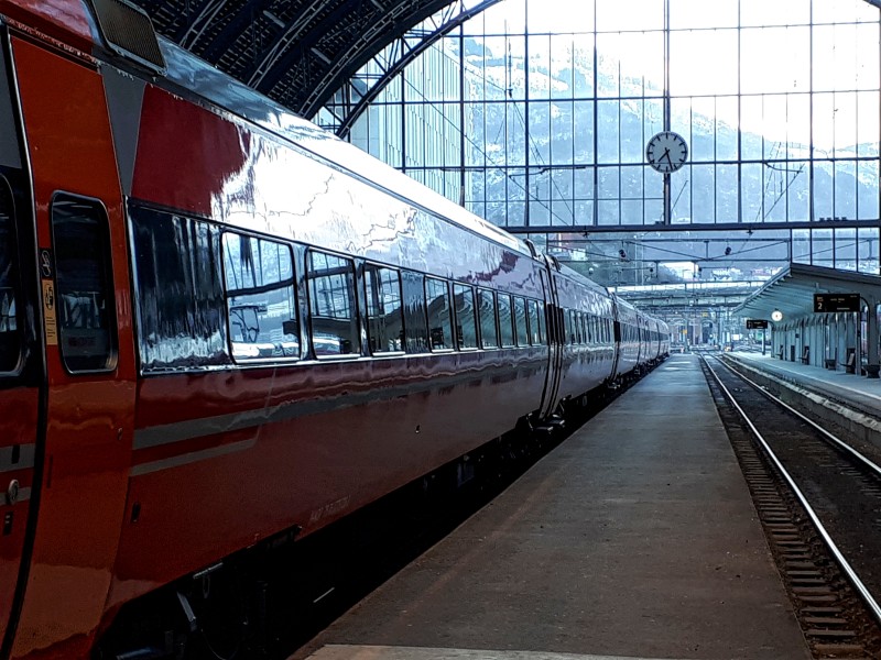 bergen oslo intercity train norway norwegian railways