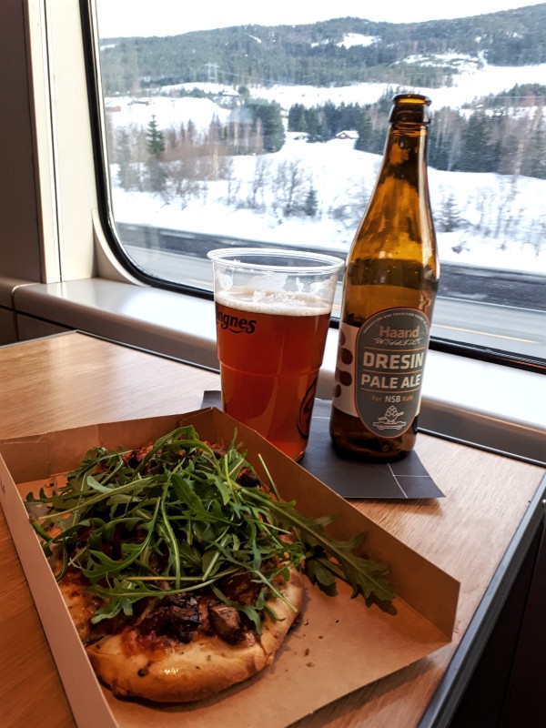 beer restaurant bar wagon norway restaurant car train