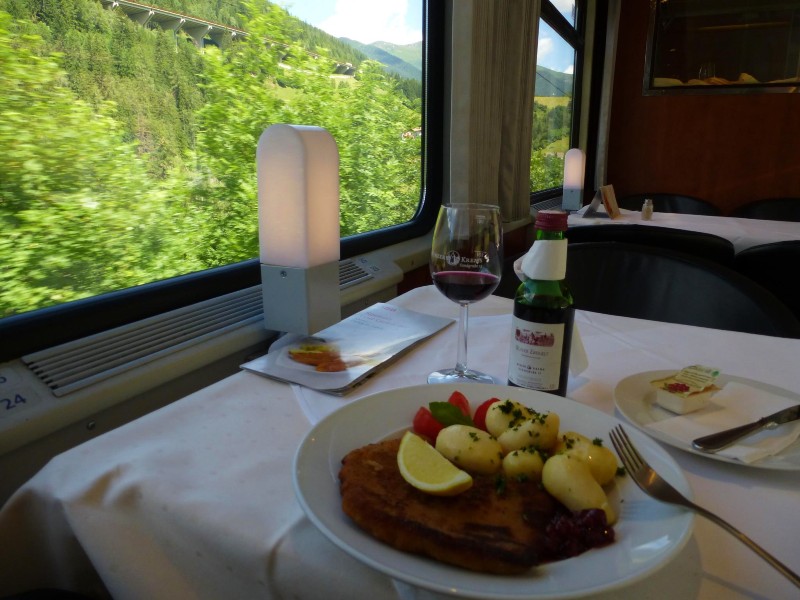 train dining car austria
