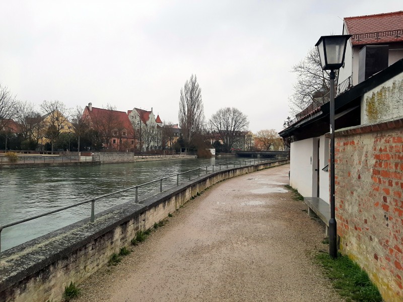 riverbank landshut isar