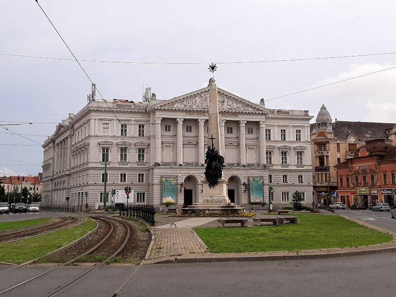 ioan slavici classic theatre arad