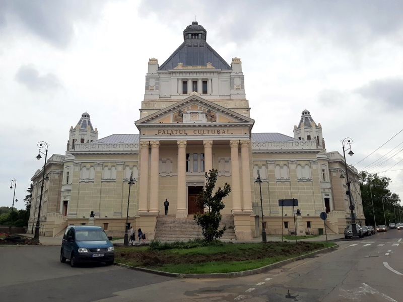 palace of culture arad