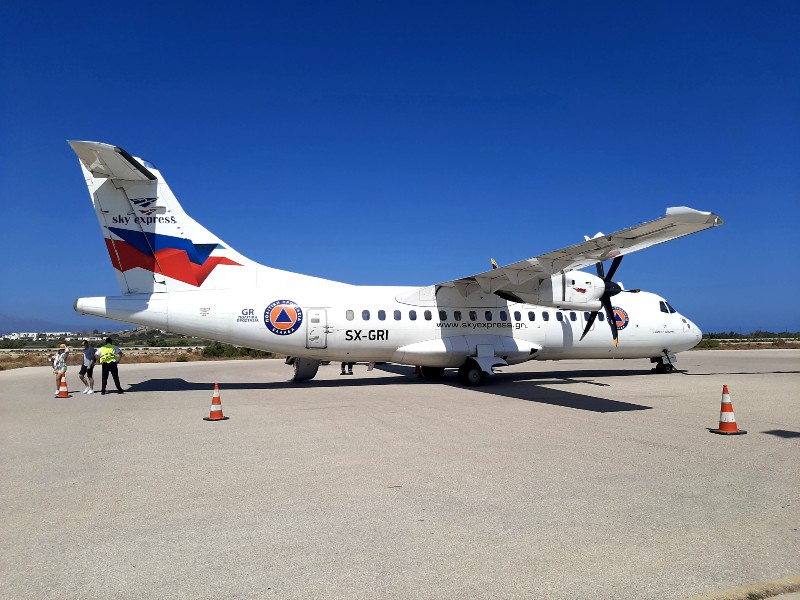 Review: Sky Express Athens to Naxos (ATR 42) - Paliparan
