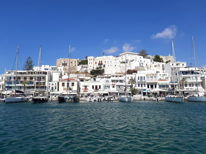 naxos town port