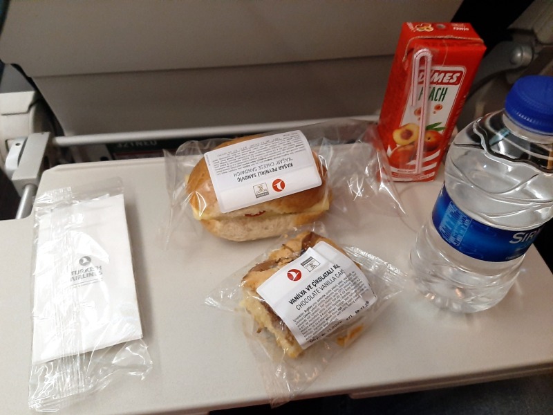 turkish airlines corona catering food