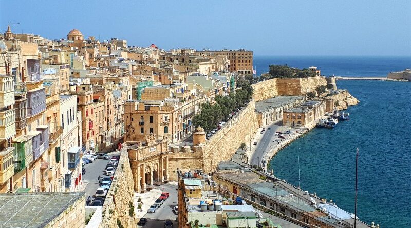malta visit holiday cash