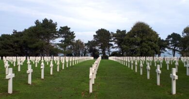 colleville-sur-mer normandy omaha beach d-day cemetery