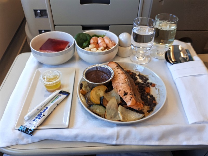 salmon singapore airlines business class
