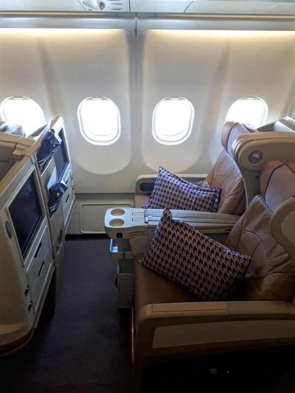 singapore airlines airbus a330 business class