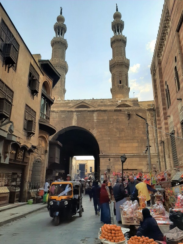 bab zuweila gate old town islamic cairo