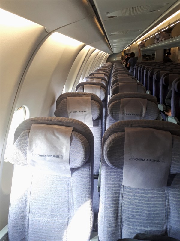 Review: China Airlines Economy Class (Airbus A330-300) - Paliparan