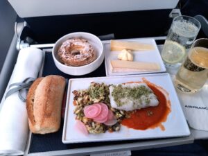 Review: Air France Business Class Paris-Madrid (Airbus A220)