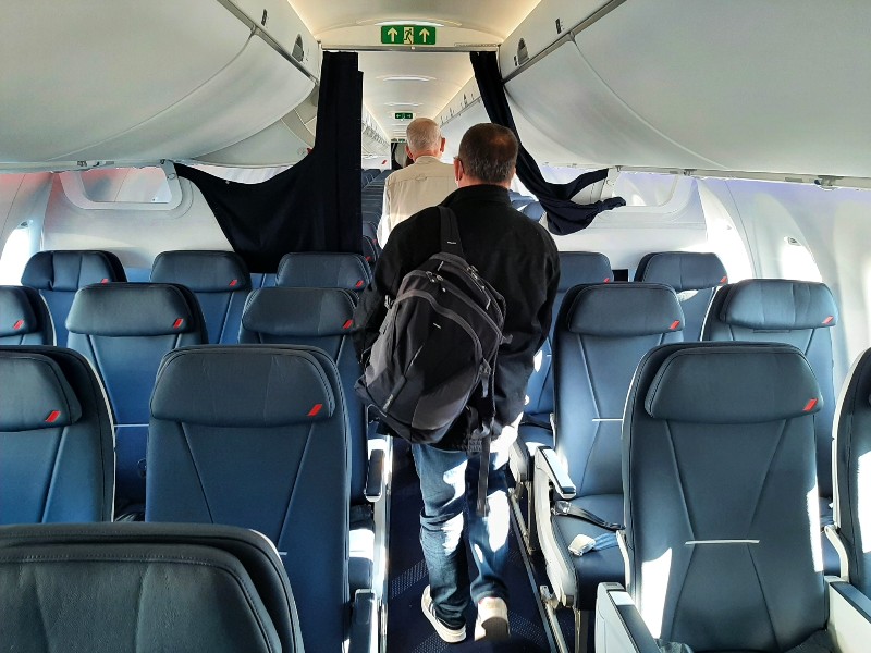 air france airbus a220 cabin
