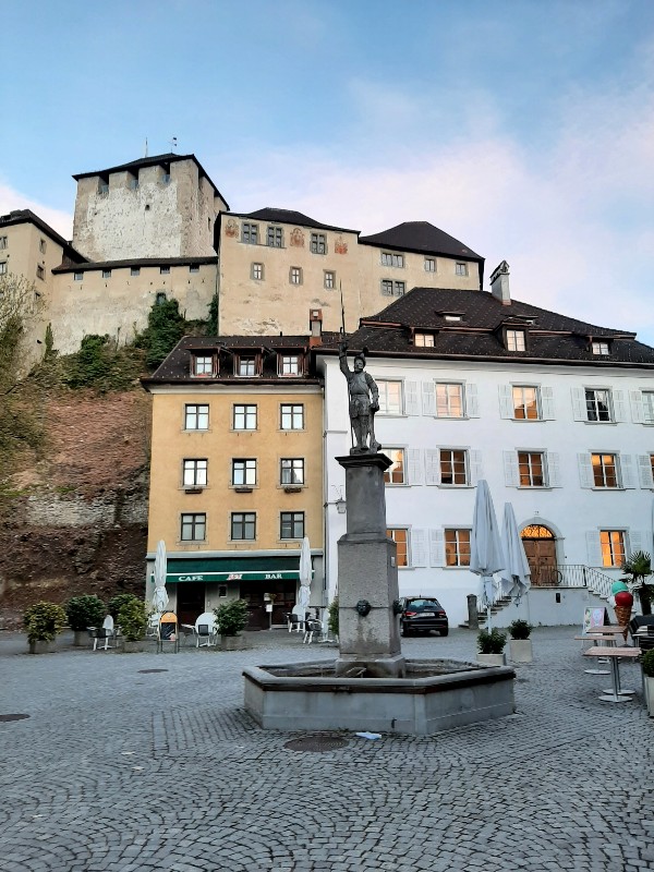 schattenburg castle