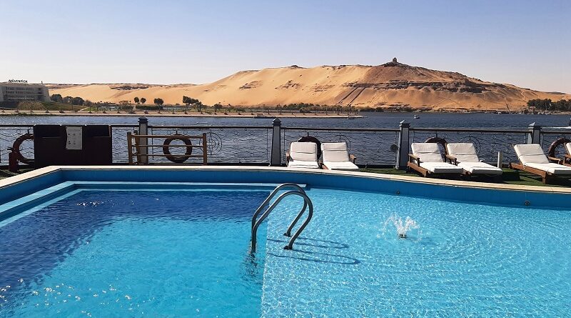 aswan river boat