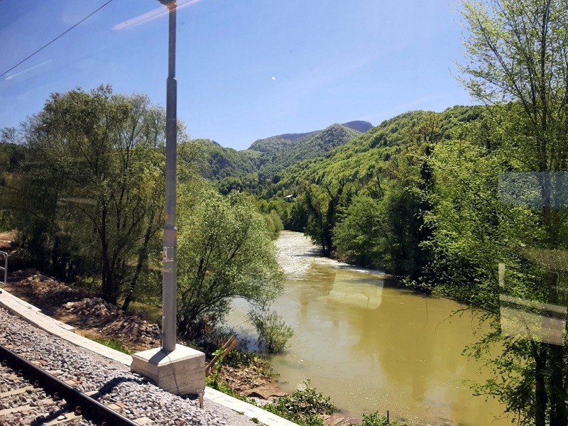 scenery slovenia train
