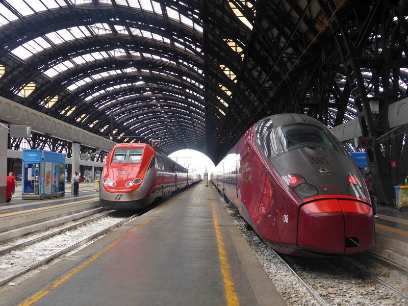 italo trenitalia train milano centrale