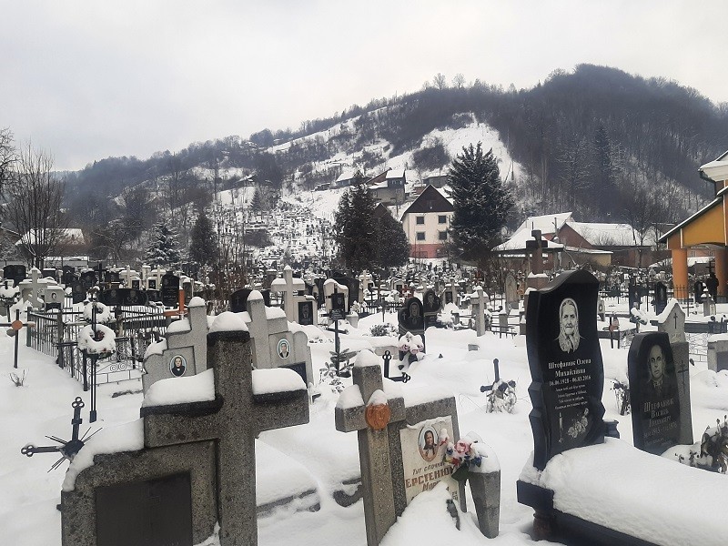 cemetery rakhiv ukraine