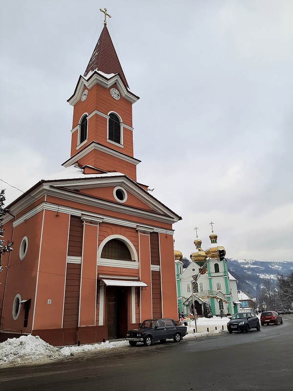 catholic church rakhiv