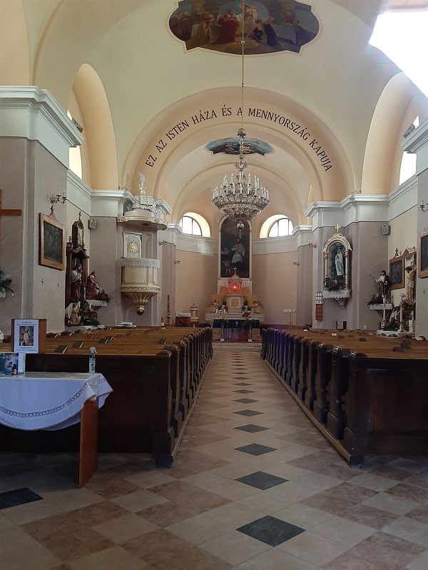 catholic church interior