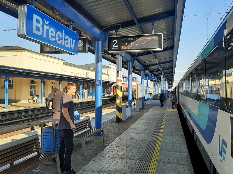 breclav railway station budapest bratislava prague berlin train