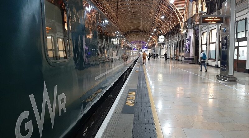 night riviera train london paddington penzance cornwall