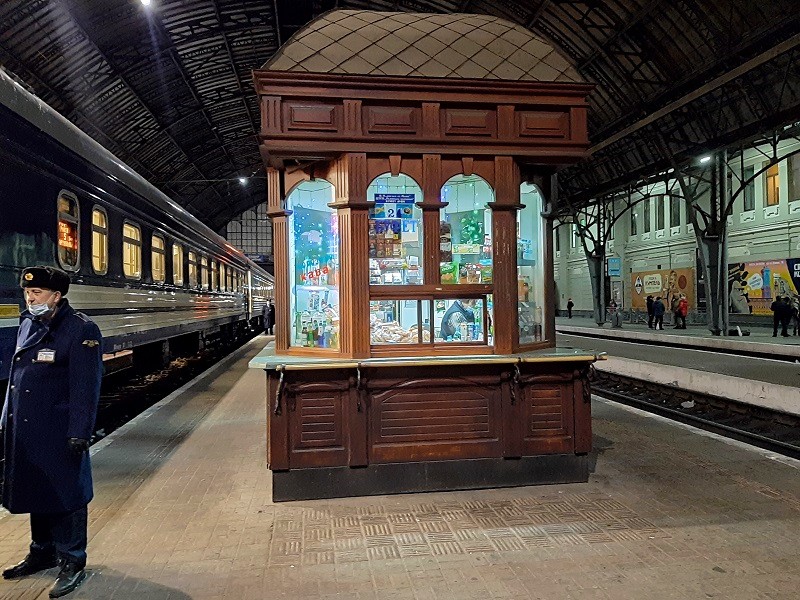 lviv train station train ukraine