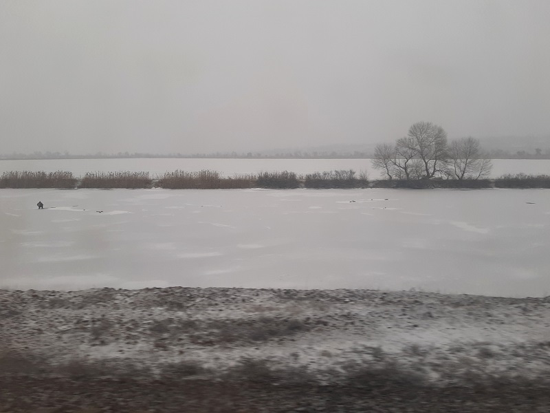rakhiv mariupol train frozen river dnieper view