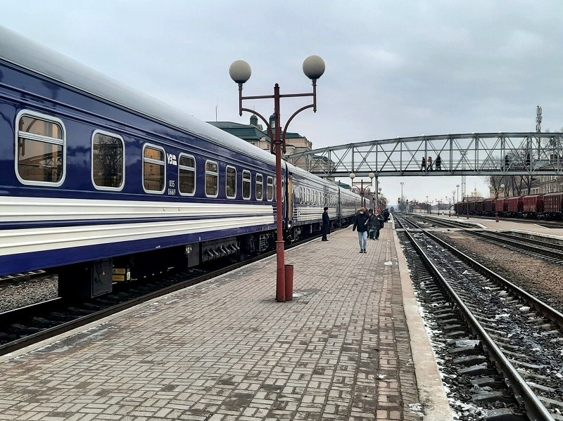 ivano-frankivsk railway station
