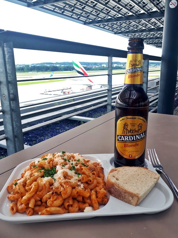 zurich airport terminal e lounge food swiss