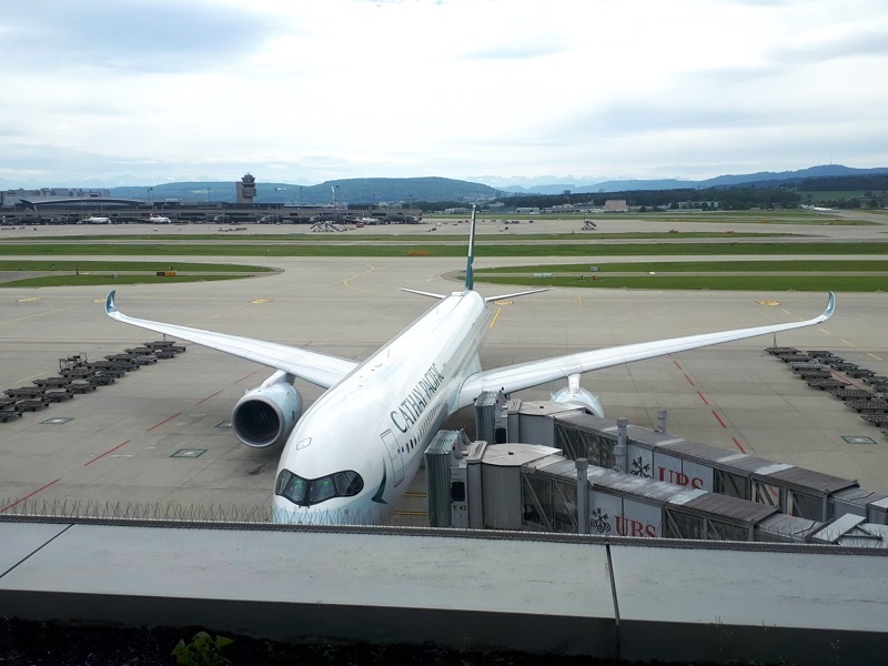 cathay pacific zurich airport
