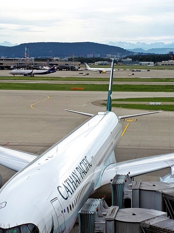 cathay pacific zurich