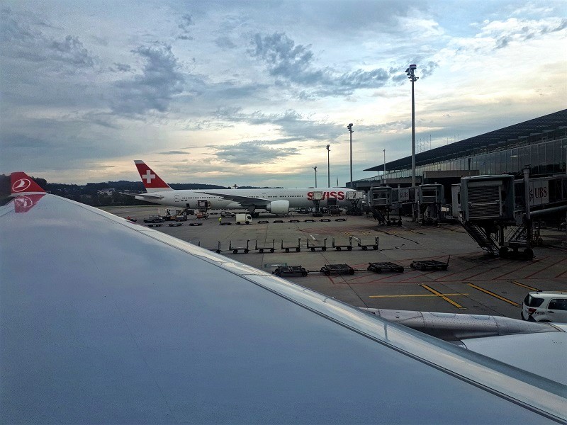 turkish airlines airbus a330 pushback senator lounge terminal e zurich