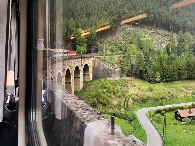 eurocity train croatia review zagreb vienna