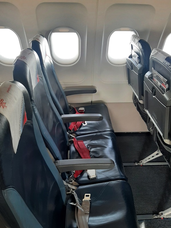 air serbia economy class seats