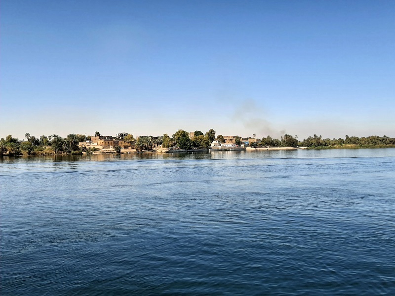 river nile village egypt