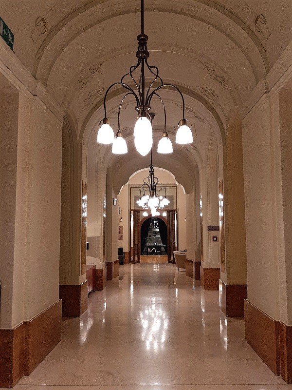 corridor hotel