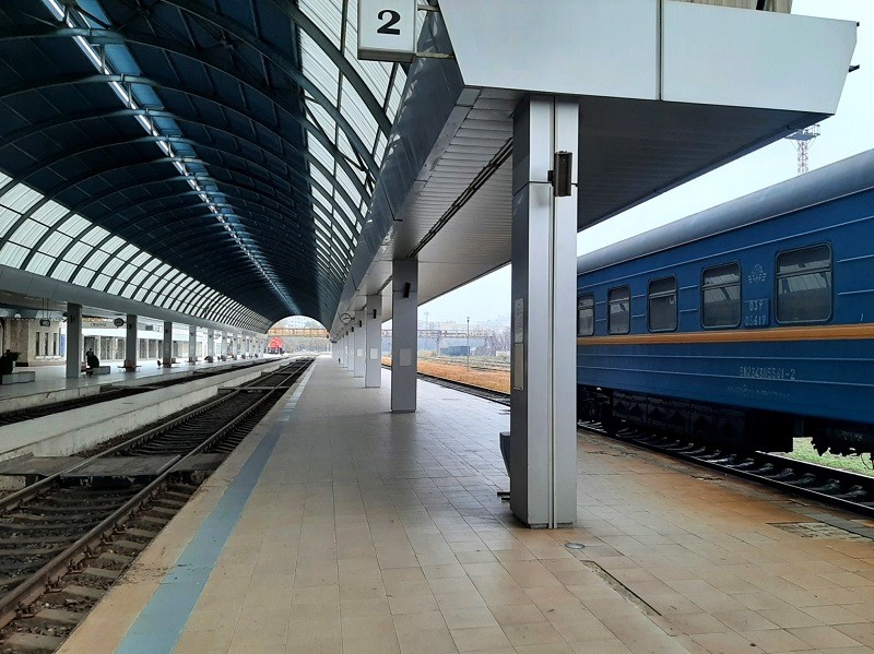 prietenia train chisinau station